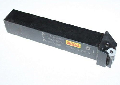 Призматическая державка T-MaxⓇ P для точения PTFNL 2525M 16